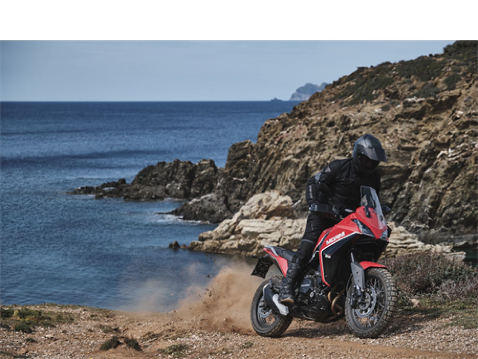 Мотоцикл MOTO MORINI X-CAPE 650 (RED PASSION) 2026